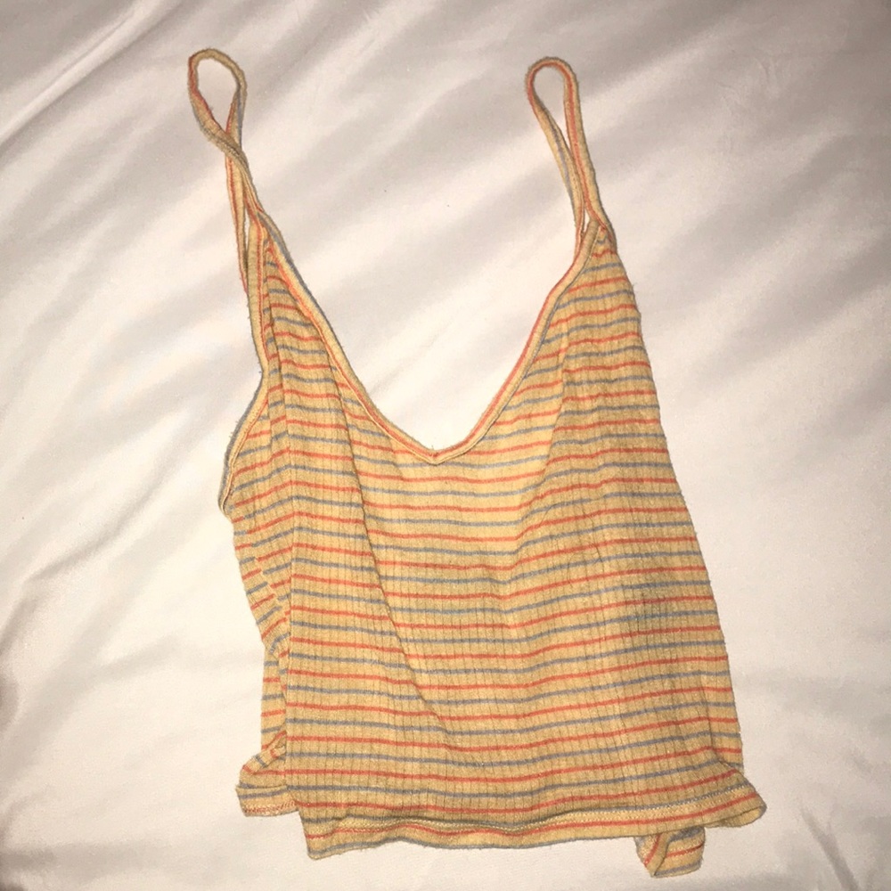 Urban crop top